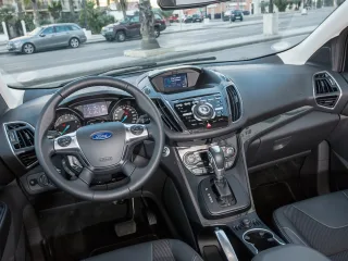 We are tracking the trajectory of an arrow named Ford Kuga second generation