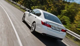 Аналізуємо ДНК седана Honda Accord нового покоління