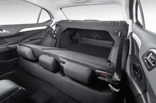 Тест-драйв Citroen C4 Седан: від щирого серця