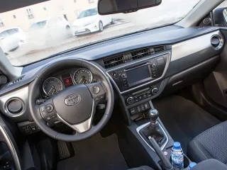 Driving around Portugal in the new Toyota Auris hatchback