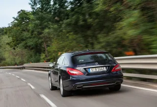 Mercedes-Benz Следим за попыткой универсала Mercedes CLS создать новый жанр
