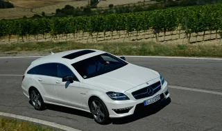 Mercedes-Benz Следим за попыткой универсала Mercedes CLS создать новый жанр