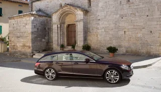 Mercedes-Benz Следим за попыткой универсала Mercedes CLS создать новый жанр