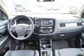 Test of the new Mitsubishi Outlander