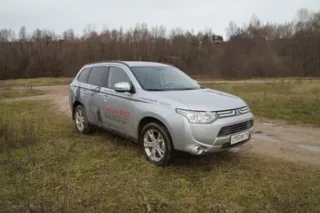 Test of the new Mitsubishi Outlander