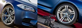 Рассматриваем с разных сторон спортседан BMW M5