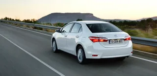 Разбираем седан Toyota Corolla на детали под солнцем Майорки