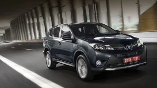 Констатуємо зміну статі у кросовера Toyota RAV4