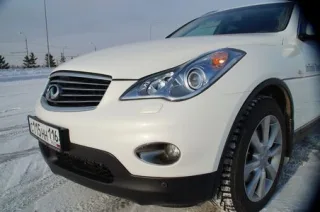 Женский взгляд на Infiniti EX25