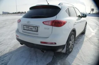 Женский взгляд на Infiniti EX25