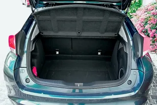 М'який характер. Honda Civic 5D