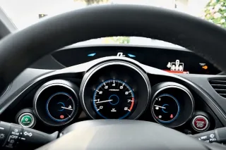 М'який характер. Honda Civic 5D