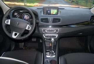 Балансируем седан Renault Fluence на турецких серпантинах