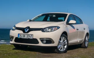Балансируем седан Renault Fluence на турецких серпантинах