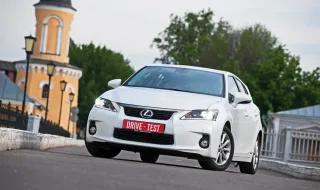 Змішуємо та збовтуємо преміум-хетчбеки Citroen DS5 і Lexus CT 200h