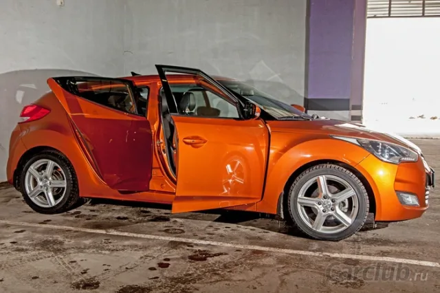 Hyundai Veloster