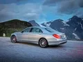 Roaring in the all-weather super sedan Mercedes S 63 AMG 4Matic