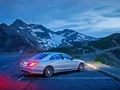 Roaring in the all-weather super sedan Mercedes S 63 AMG 4Matic
