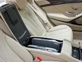 Roaring in the all-weather super sedan Mercedes S 63 AMG 4Matic