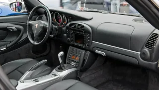 Відзначаємо 50-річчя Porsche 911 на 30 кадрах на секунду