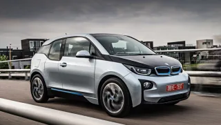 С удовольствием электризуемся от ситикара BMW i3