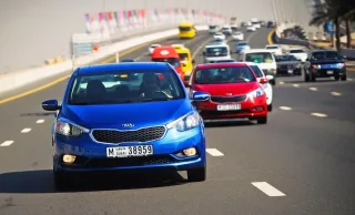 Подходим к Kia Cerato с вопросом о лучшем автo в мире