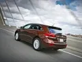 Weaving between classes in the Toyota Venza crossover