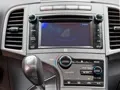 Weaving between classes in the Toyota Venza crossover