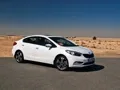 Подходим к Kia Cerato с вопросом о лучшем автo в мире