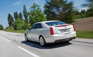 Дефилируем по Швеции на седане Cadillac ATS
