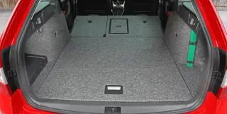 Exploring the luggage compartment of the Skoda Octavia Combi station wagon