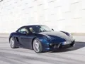 Вкручуємо в португальські повороти новий Porsche Cayman S