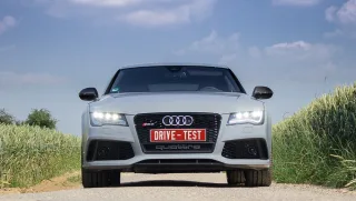 Бьём рекорды скорости за рулём Audi RS7 Sportback
