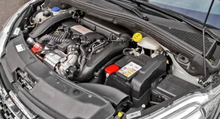 Торкаємось до «гарячого» хетчбека Peugeot 208 GTi