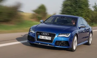 Бьём рекорды скорости за рулём Audi RS7 Sportback