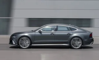 Бьём рекорды скорости за рулём Audi RS7 Sportback