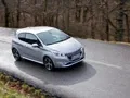 Торкаємось до «гарячого» хетчбека Peugeot 208 GTi
