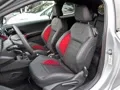 Торкаємось до «гарячого» хетчбека Peugeot 208 GTi