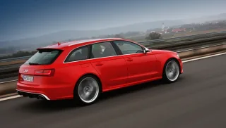 Наводимо шорох у тихому Мюнхені за кермом «заряджених» Audi