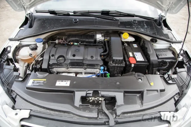 Peugeot 301