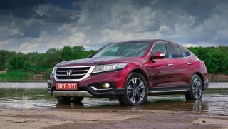 Дивимось, на що сподіваються японці з моделлю Honda Crosstour