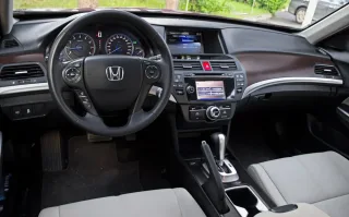 Дивимось, на що сподіваються японці з моделлю Honda Crosstour