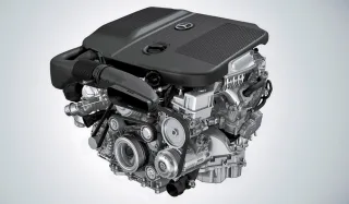 Обганяємо час на купе та кабріолеті Mercedes-Benz E-класу
