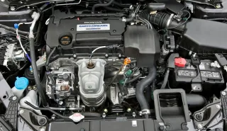 Выясняем, что лучше — Honda Accord или Toyota Camry