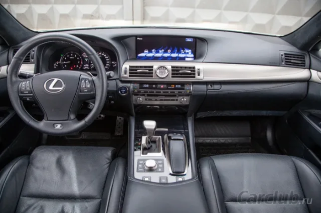 Lexus LS 600h