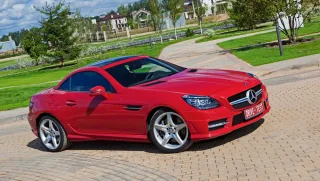 Закриваємо сезон родстерами BMW Z4 та Mercedes SLK