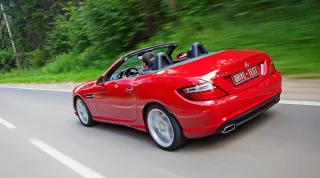 Закриваємо сезон родстерами BMW Z4 та Mercedes SLK