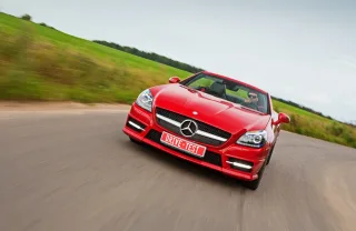 Закриваємо сезон родстерами BMW Z4 та Mercedes SLK