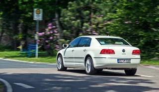 We portray underground oligarchs in a Volkswagen Phaeton sedan