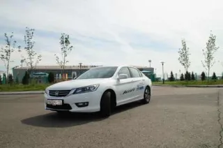 Test Honda Accord in Kazakhstan